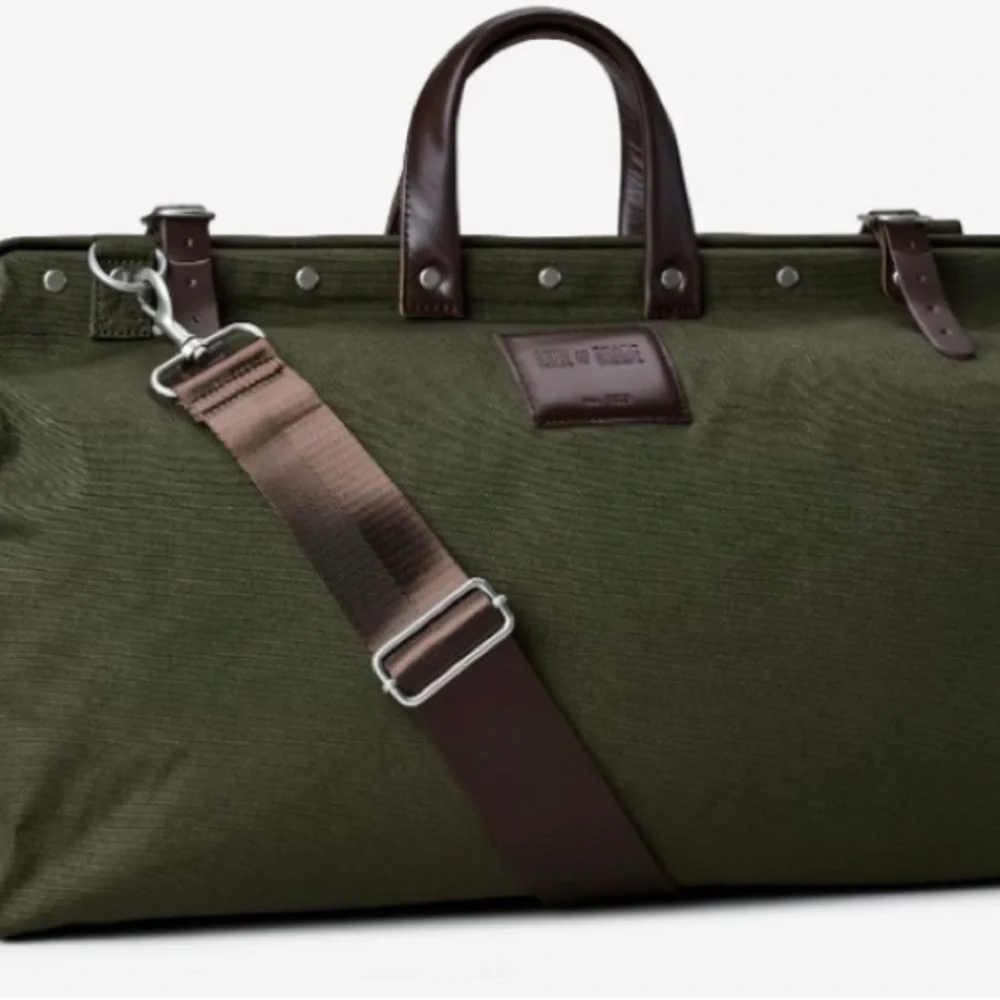 NIB LINE OF TRADE WEEKENDER BAG OLIVE COTTON CANVAS (L) 20